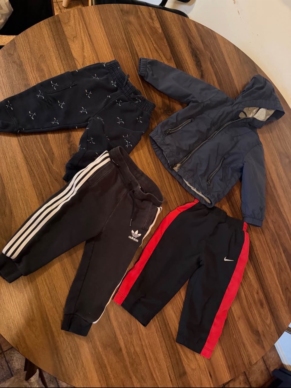12-18M small boy’s clothing lot - 4 items